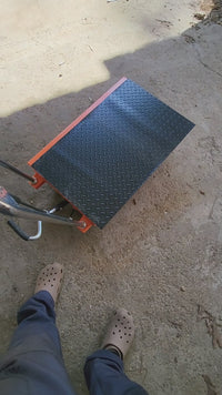 GARVEE 230kg Hydraulic Lift Table Cart, 72cm Single Scissor Lift Table with Locking Wheels & Non-Slip Pad for Material Handling